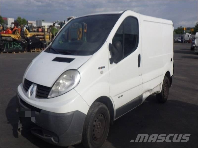 Renault Trafic 2 商务面包车