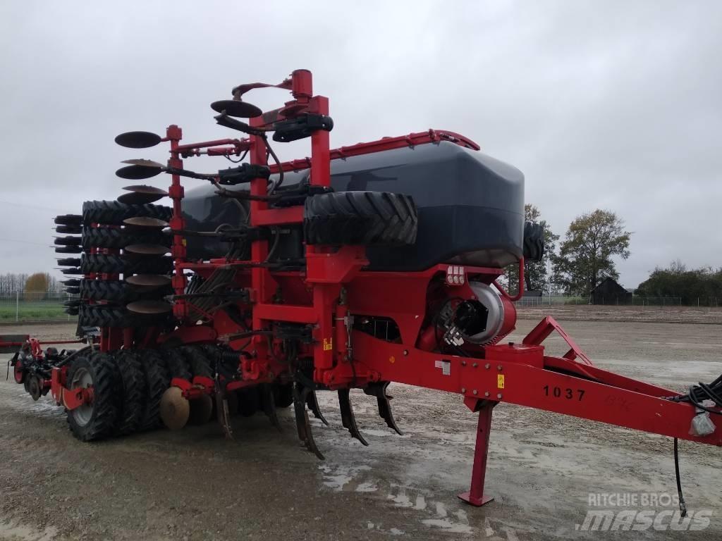 Horsch Focus 6 TD 条播机