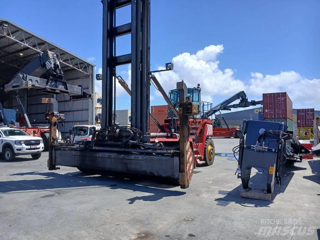 Kalmar DCG100-45ED7 集裝箱车