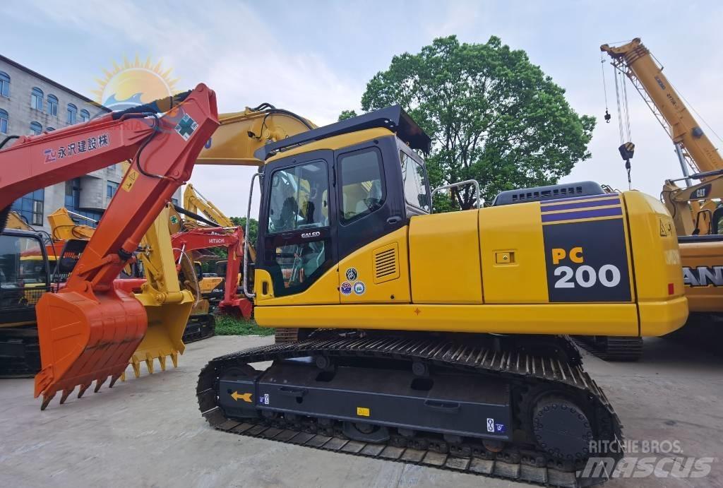 Komatsu PC 200-7 履带挖掘机