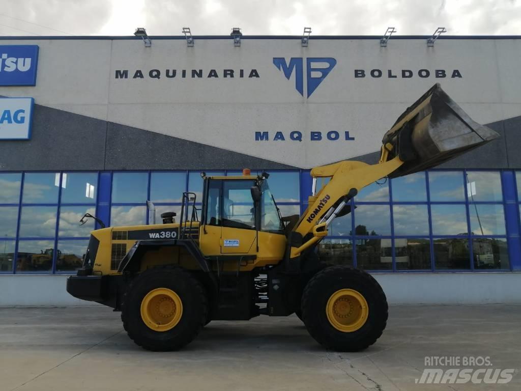Komatsu WA 380-6 轮式装载机