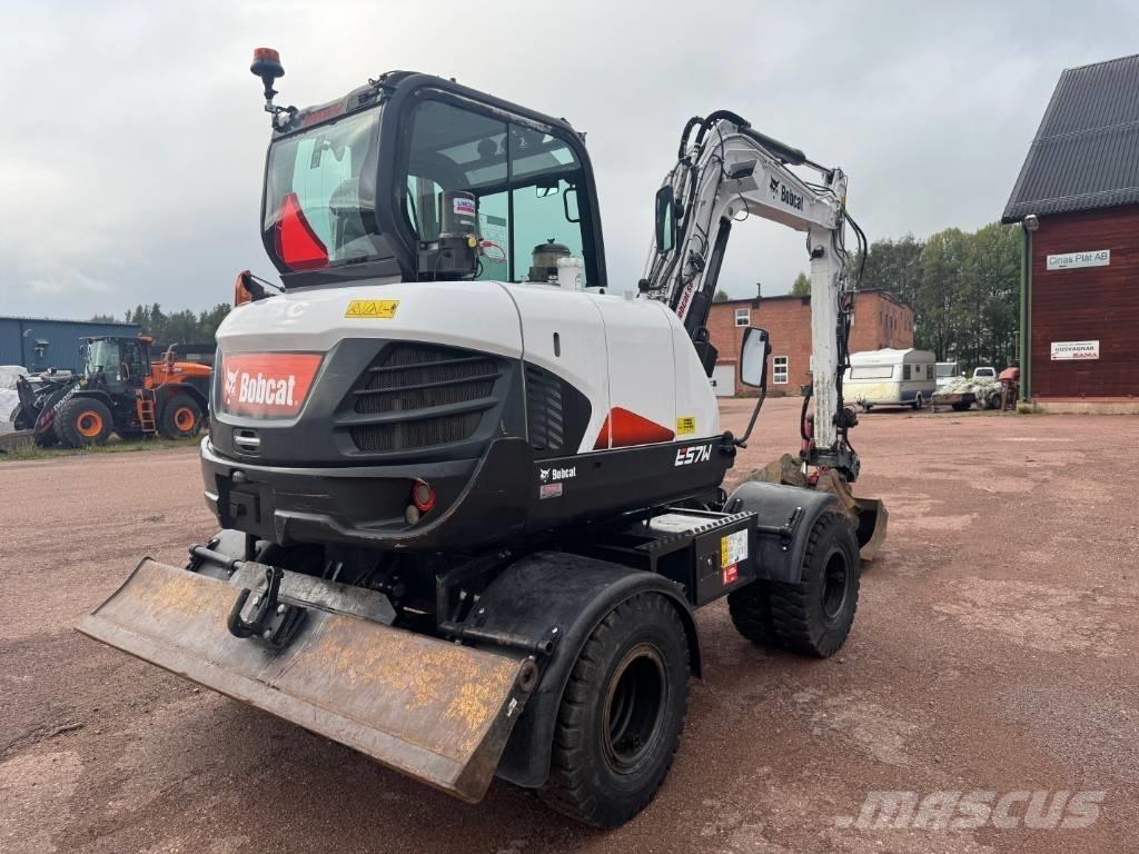 Bobcat E 57 W 轮式挖掘机