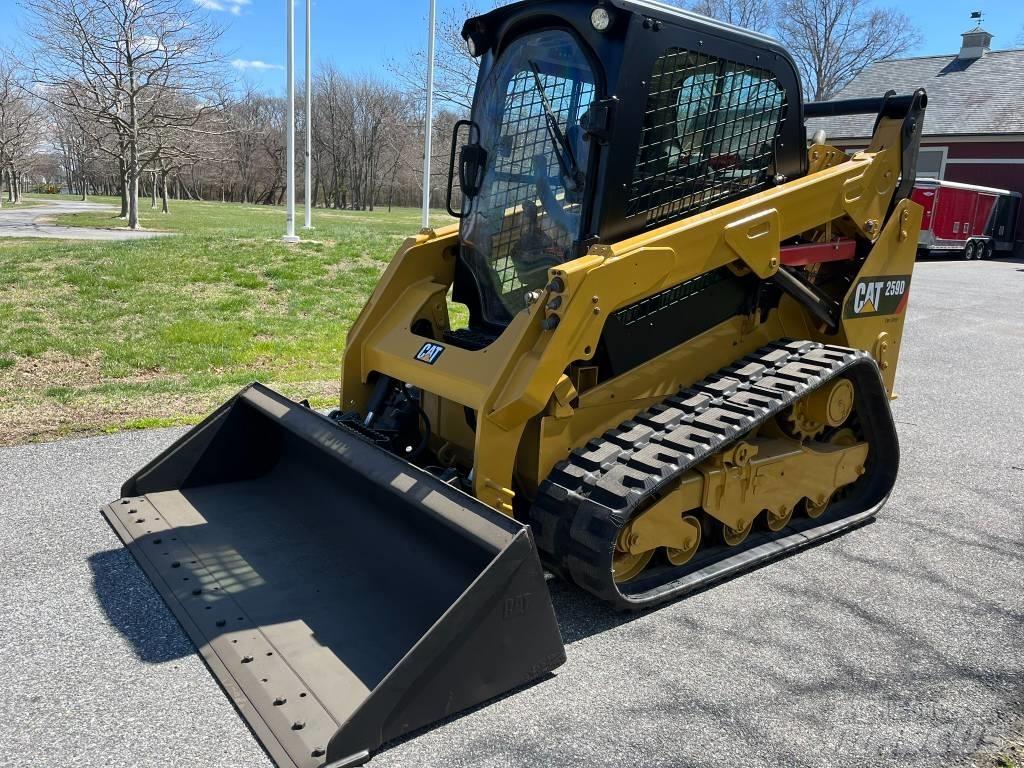 CAT 259 D 滑移装载机