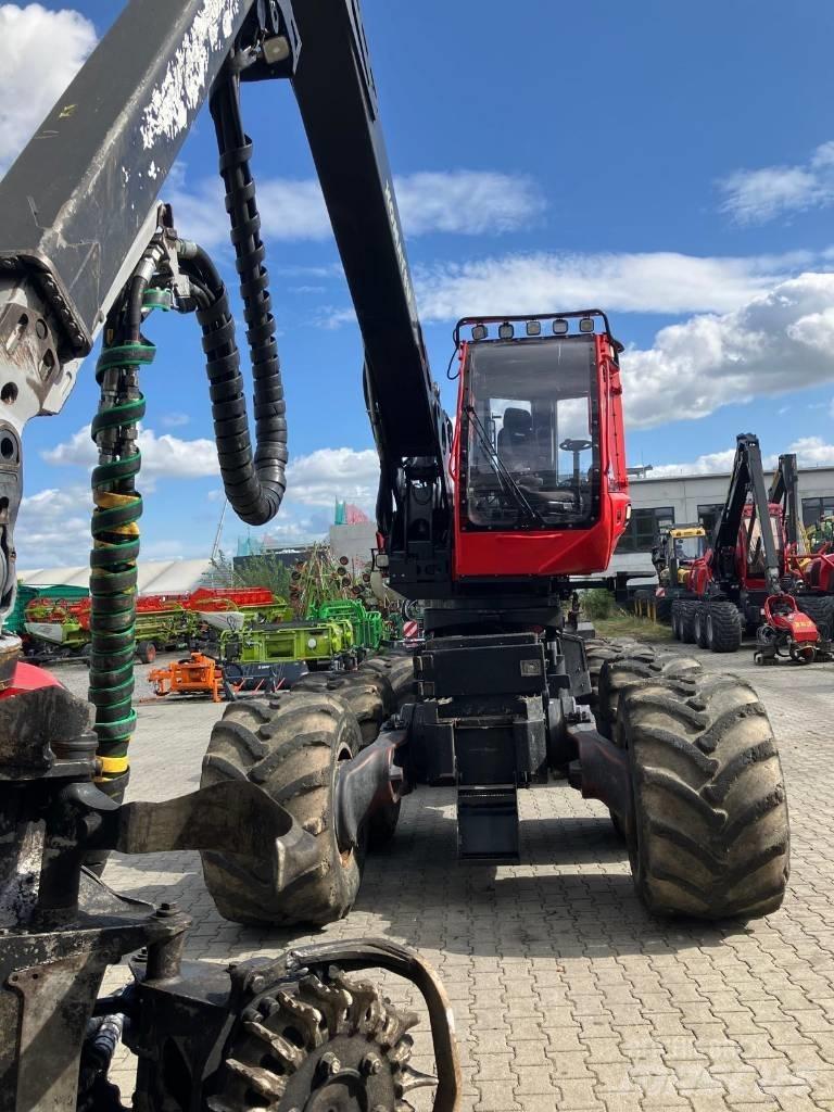 Komatsu 931 XC 收割机