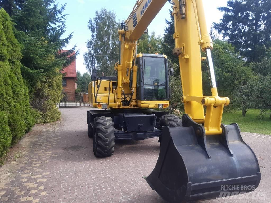 Komatsu PW 130-7 轮式挖掘机