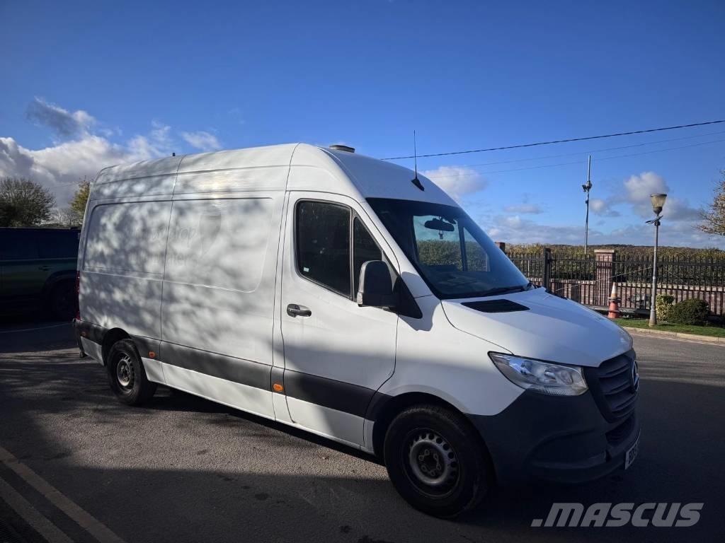 Mercedes-Benz 314 大型面包车