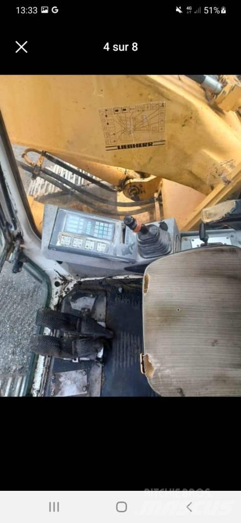 Liebherr R 942 履带挖掘机
