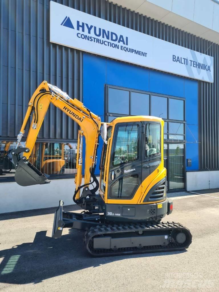Hyundai R30Z-9AK 小型挖掘机