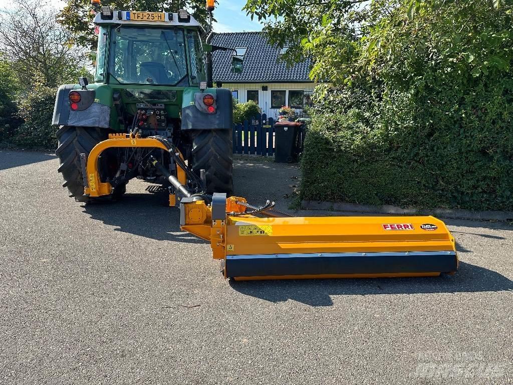 Ferri ZMTE 2000 PRO 牧场割草机和切顶器