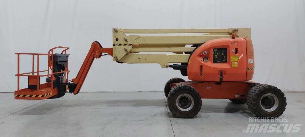 JLG 450 AJ 曲臂高空工作平台