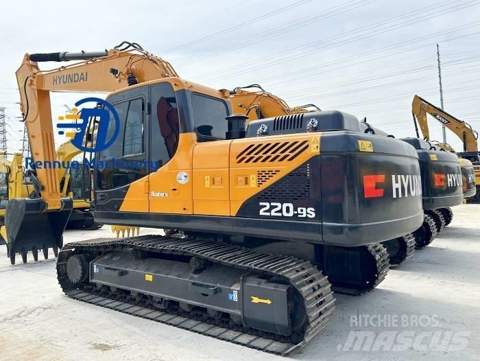 Hyundai R220-9S 履带挖掘机