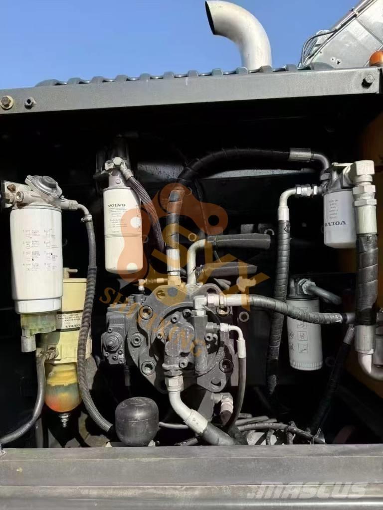 Volvo EC 240 D 履带挖掘机