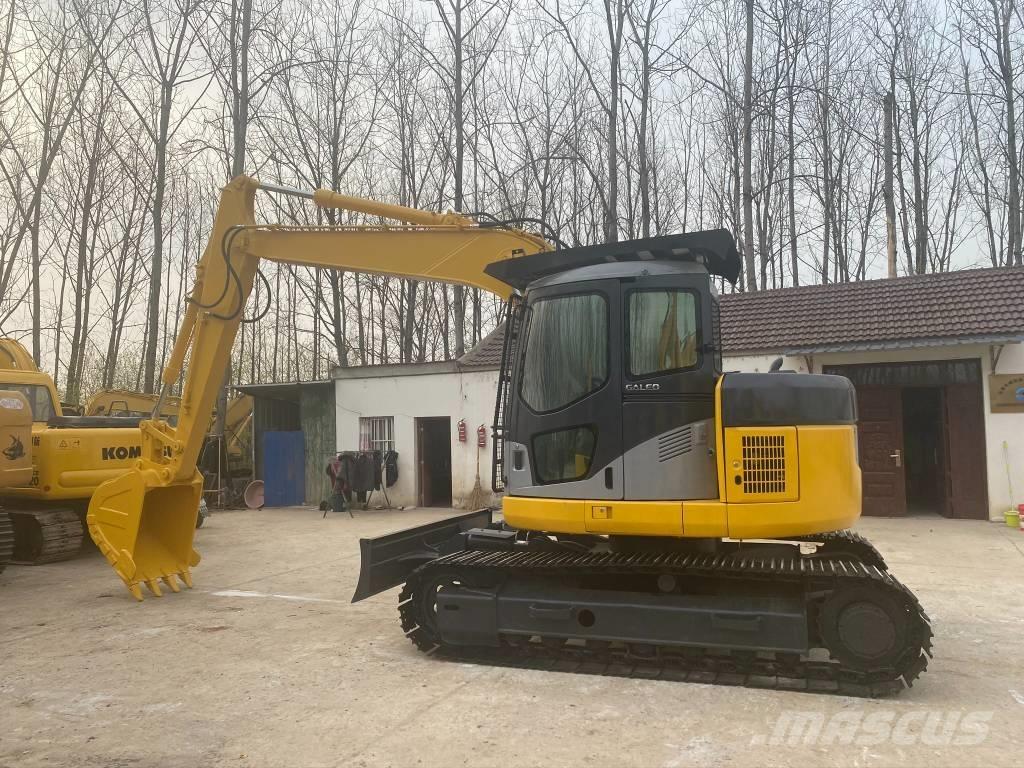Komatsu PC128US 履带挖掘机