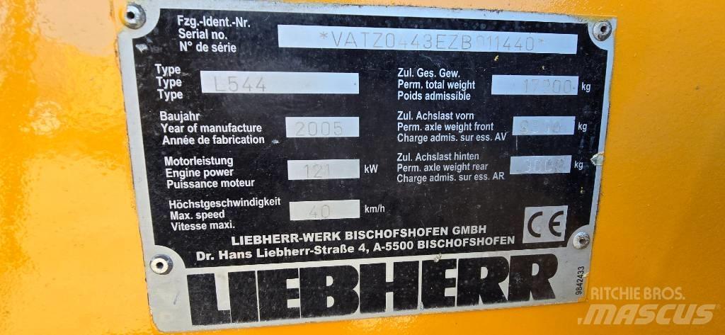 Liebherr L 544 轮式装载机
