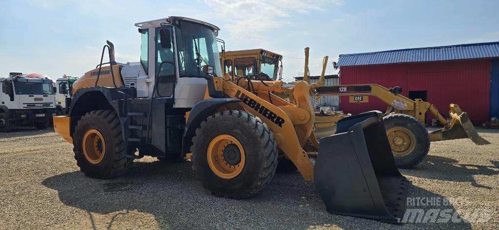 Liebherr L 544 轮式装载机