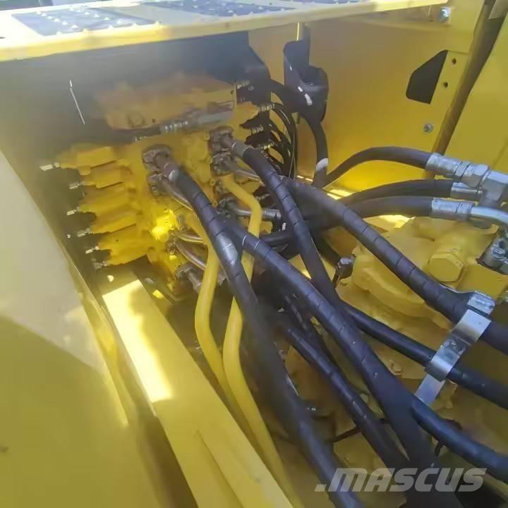 Komatsu PC 270 履带挖掘机