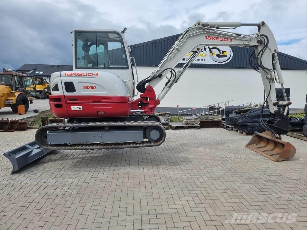 Takeuchi TB 260 小型挖掘机