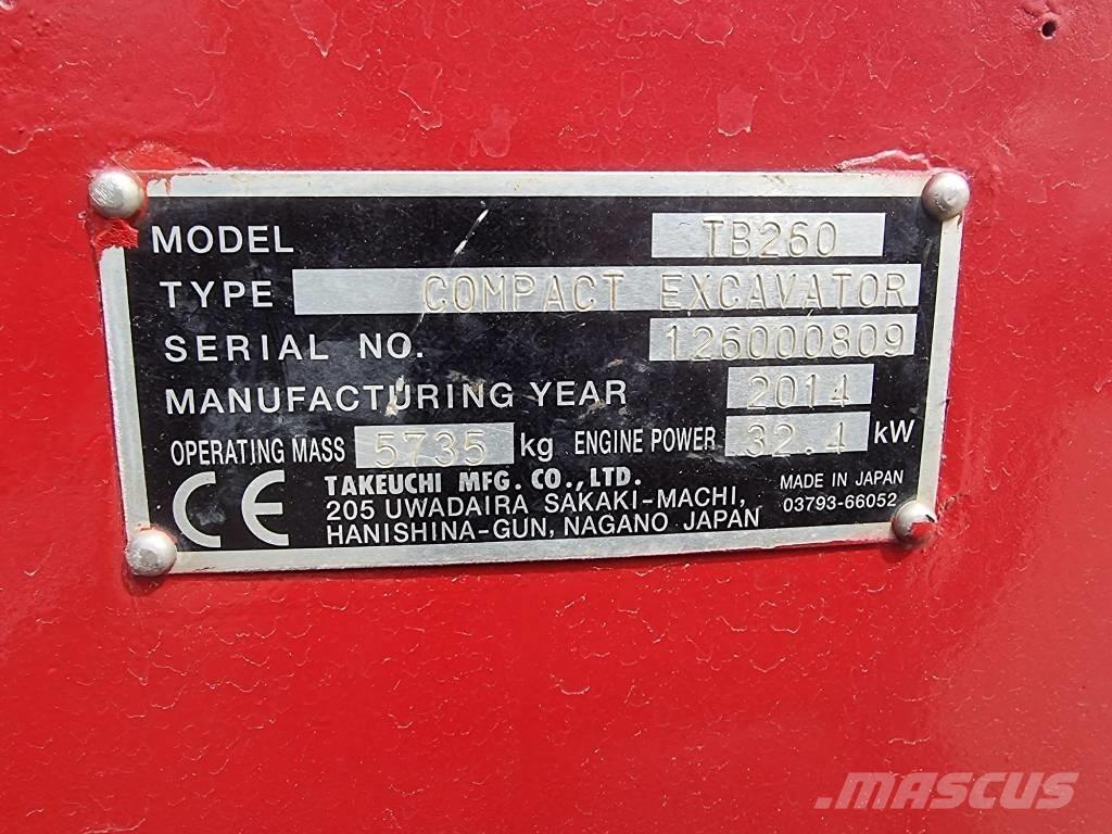Takeuchi TB 260 小型挖掘机