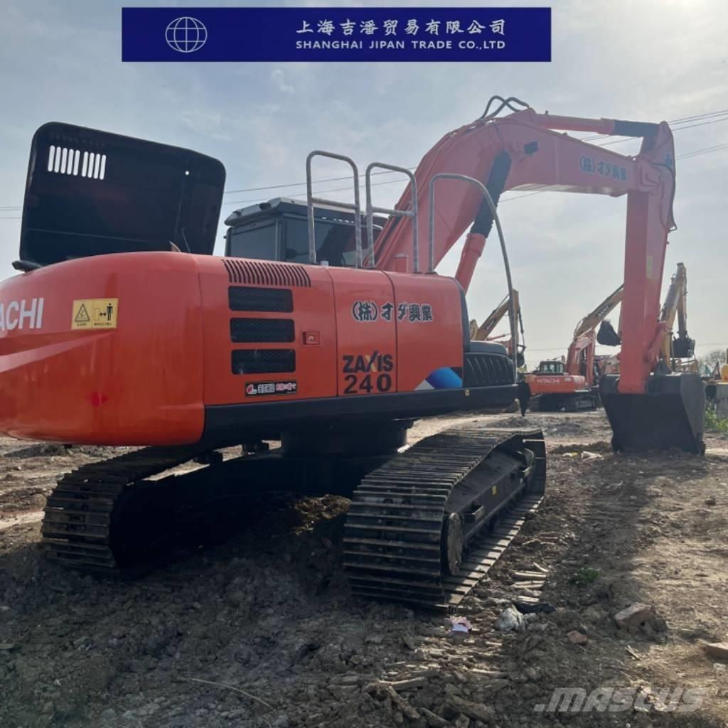 Hitachi ZX 240 履带挖掘机