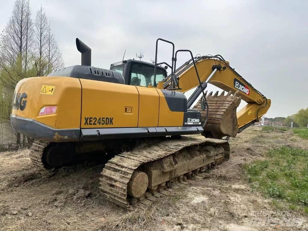 XCMG XE 245 DK 履带挖掘机