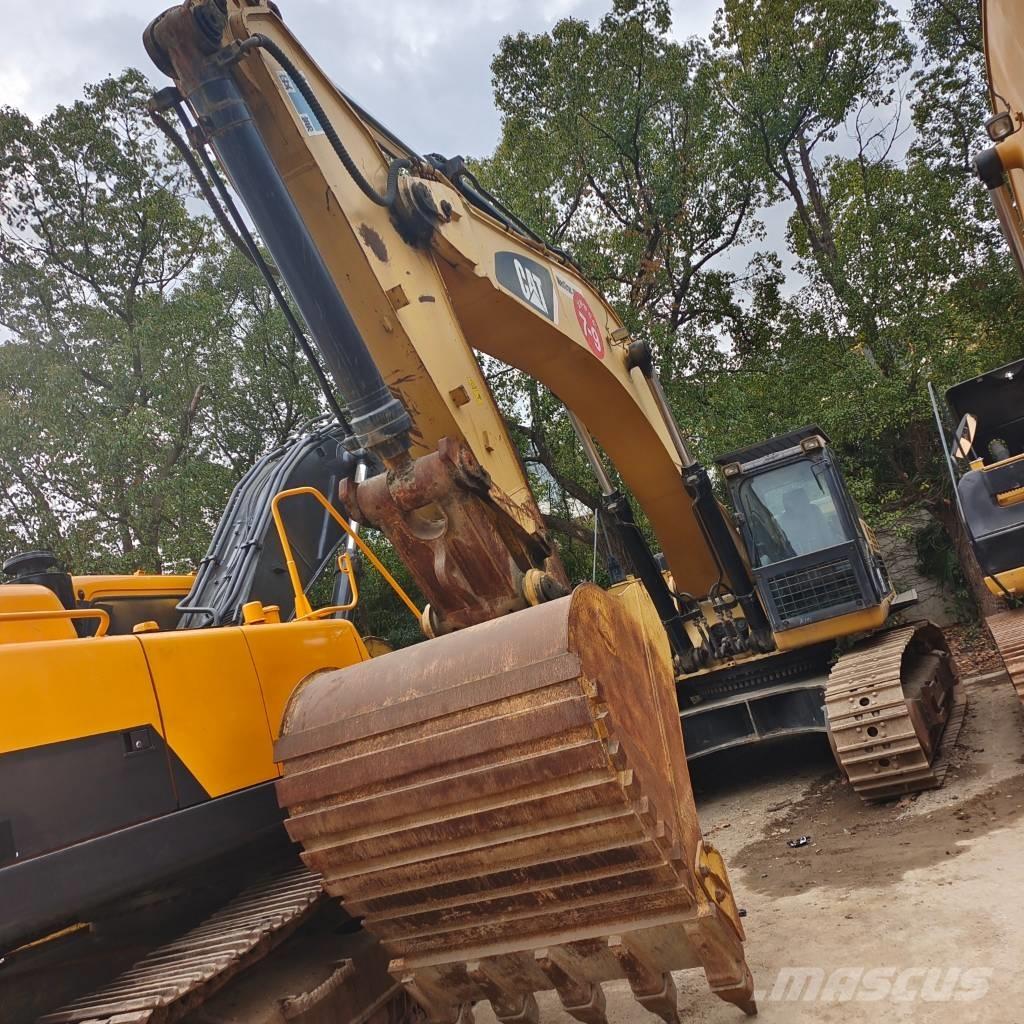 CAT 349 E 履带挖掘机