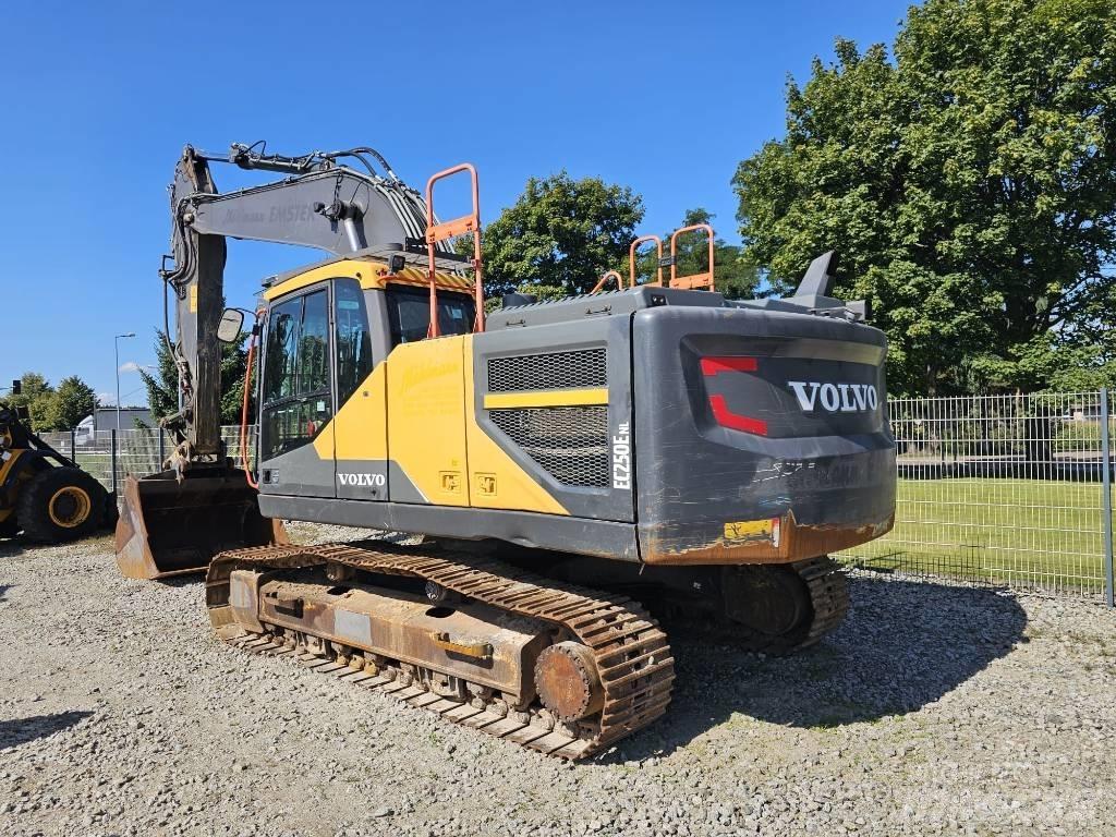 Volvo EC 250 E 履带挖掘机