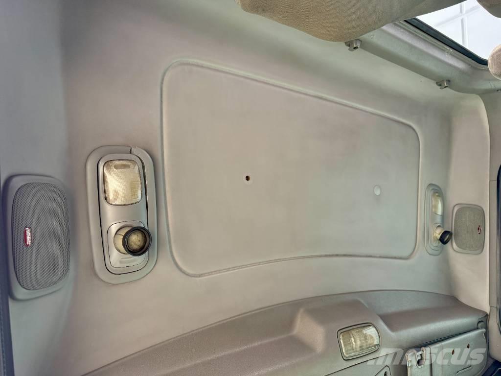 Peterbilt 388 牵引车