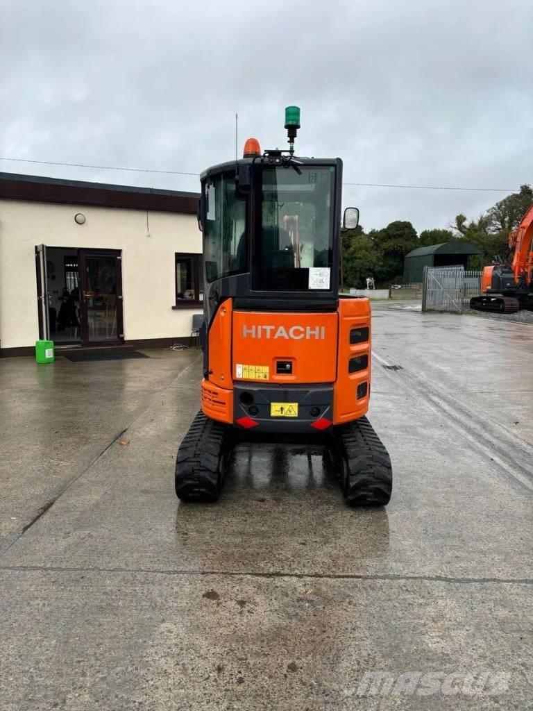 Hitachi ZX26U-6CR 小型挖掘机