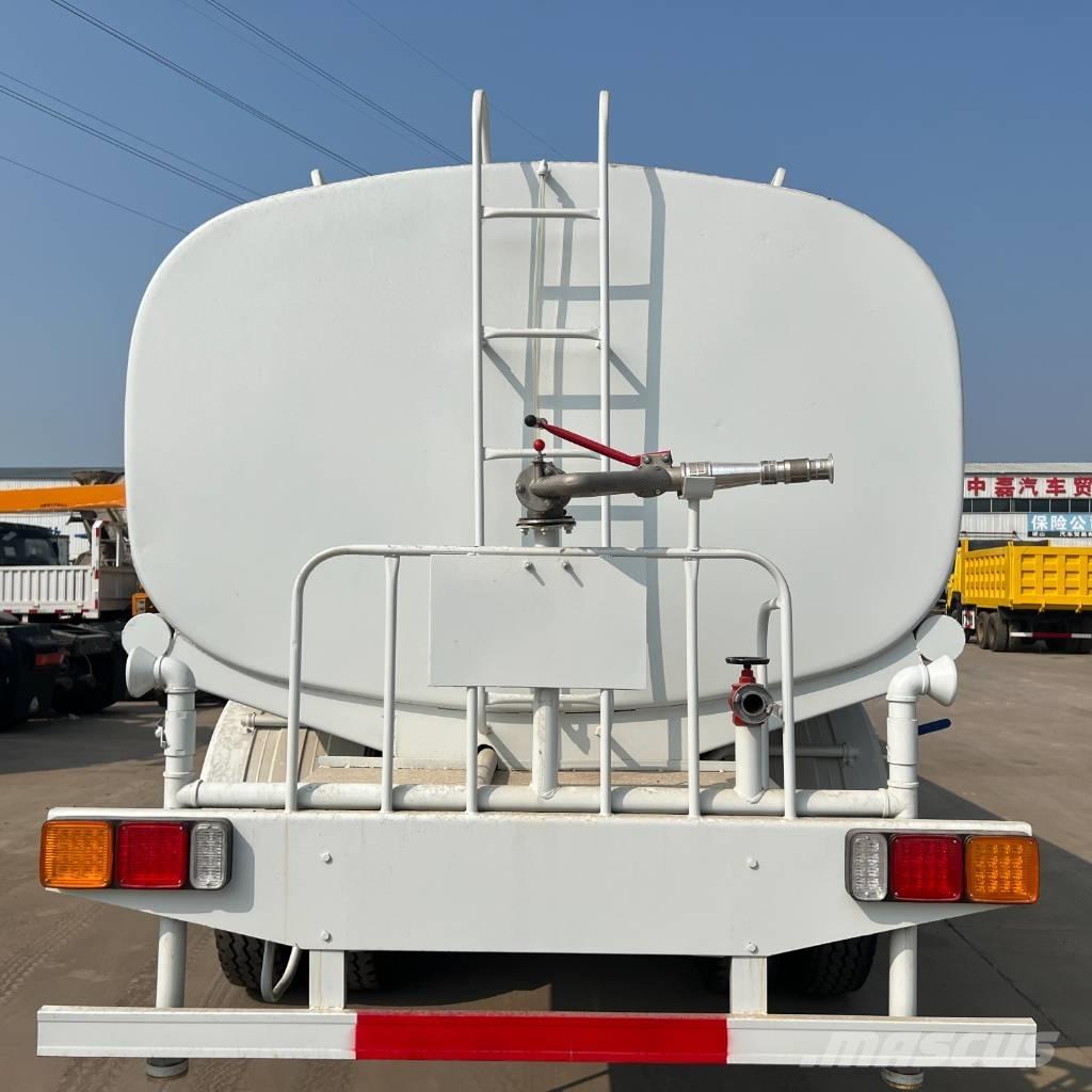 Shacman F3000 6x4 水罐车