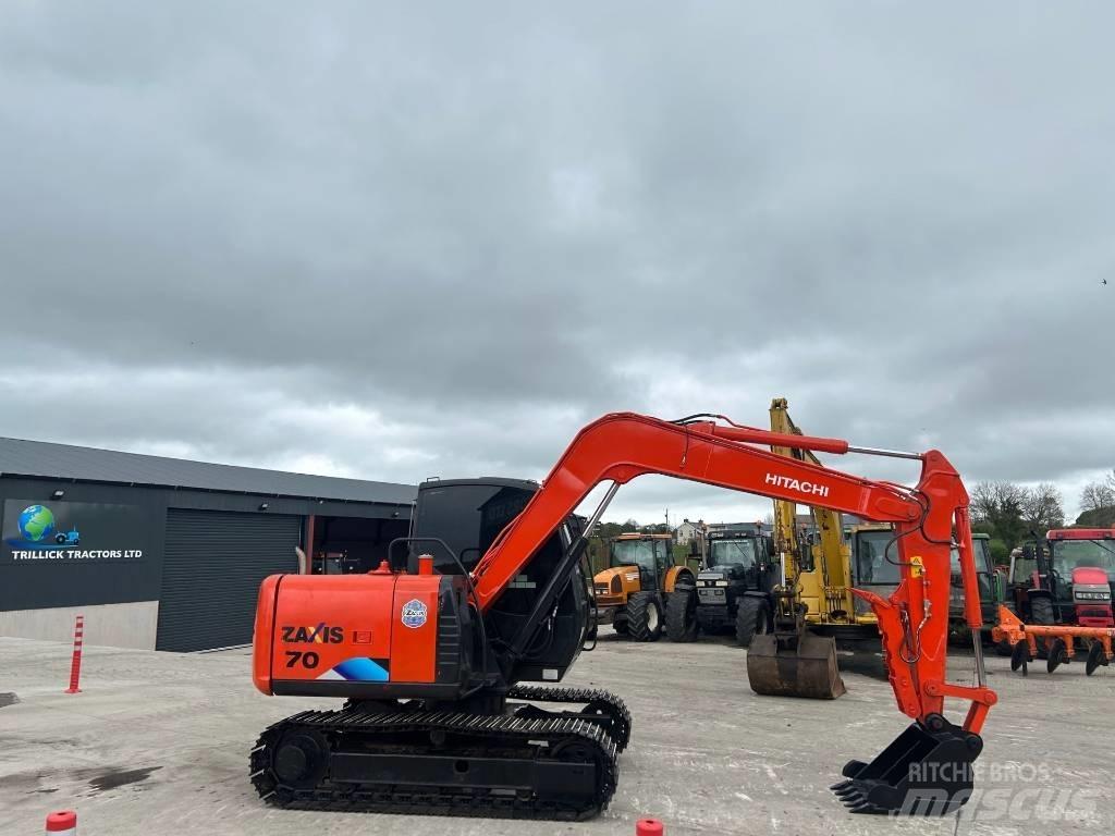 Hitachi Zaxis 70 中型挖掘机