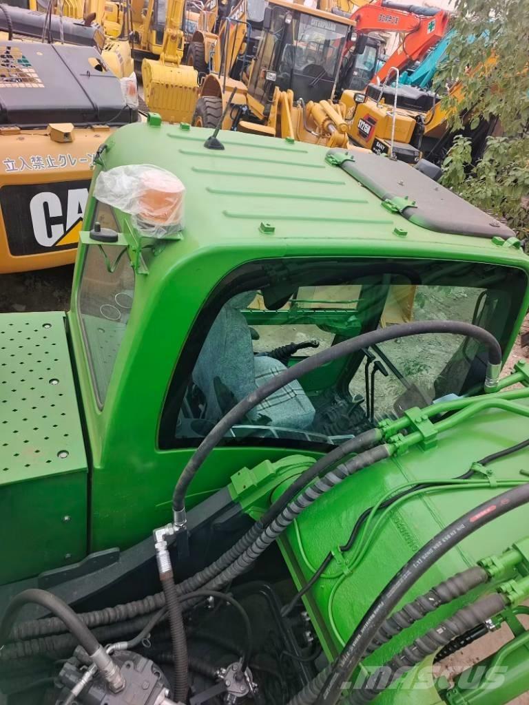 Hyundai R 305 LC-9T 履带挖掘机