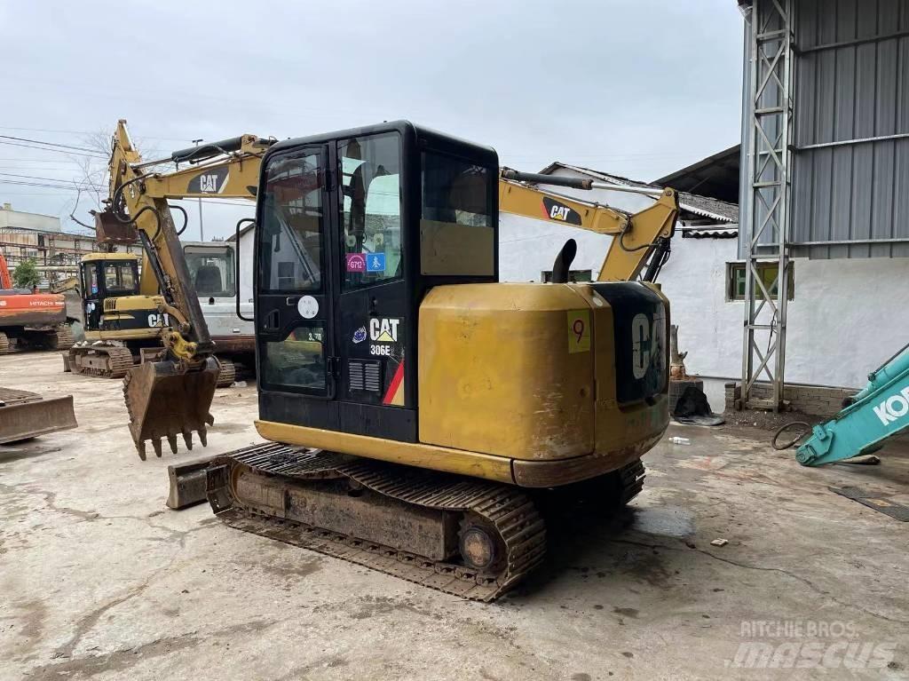 CAT 306E2 小型挖掘机