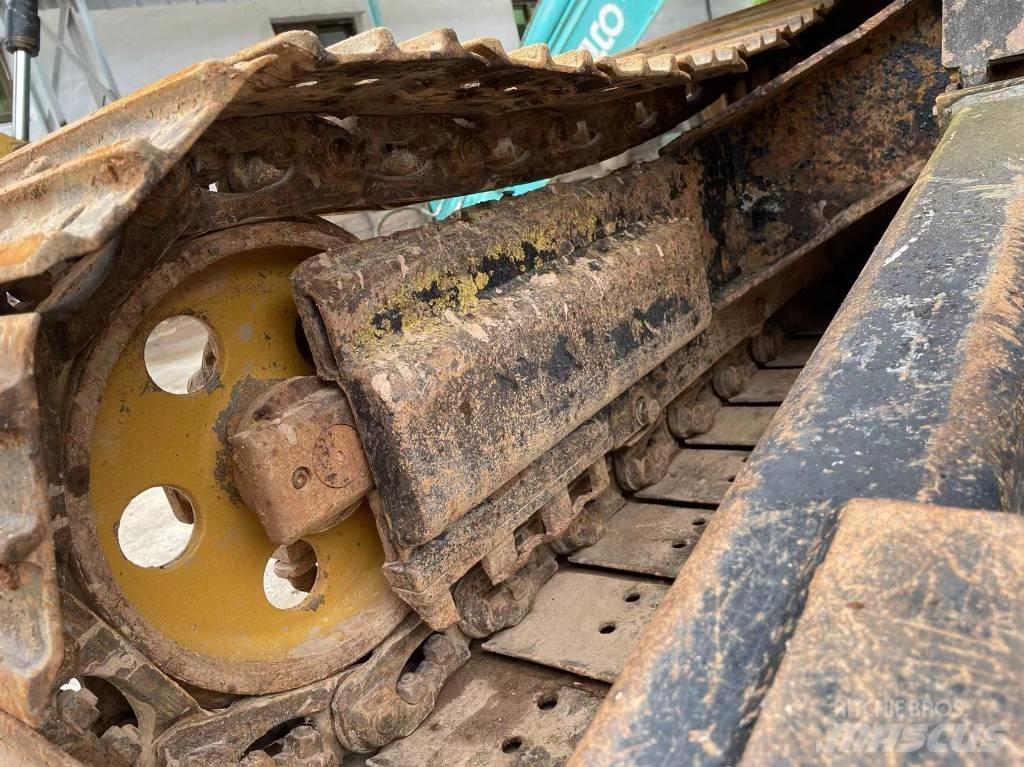 CAT 306E2 小型挖掘机