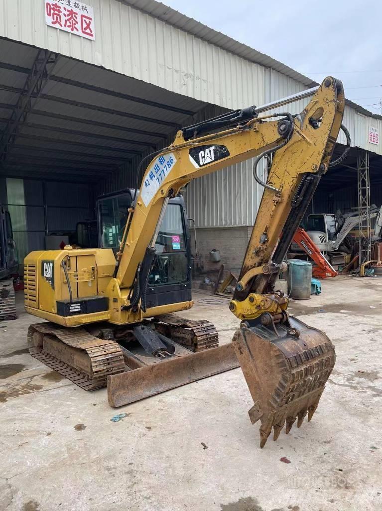 CAT 306E2 小型挖掘机