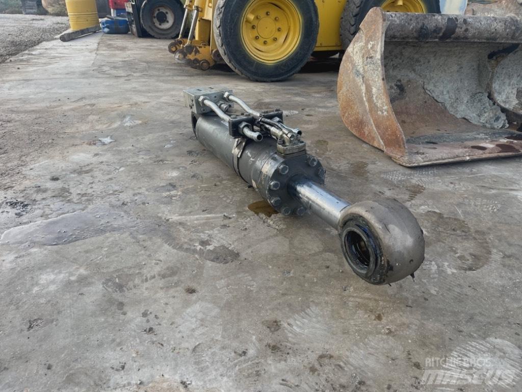 Liebherr A 910 Comp 液压
