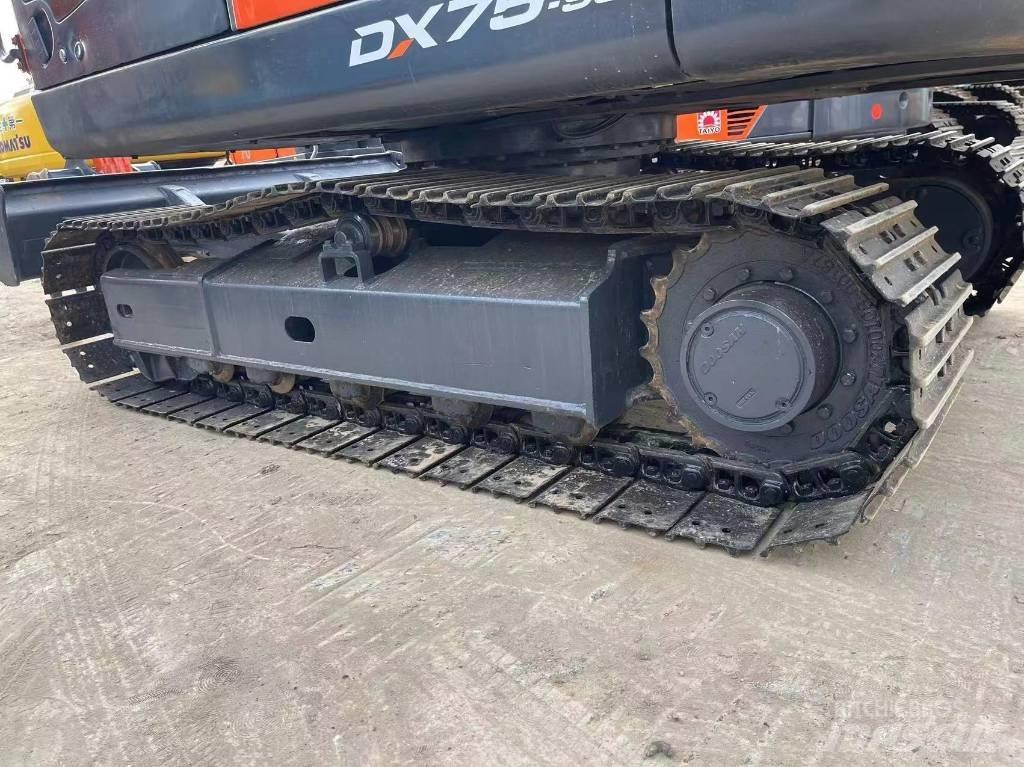 Doosan DX 75 履带挖掘机