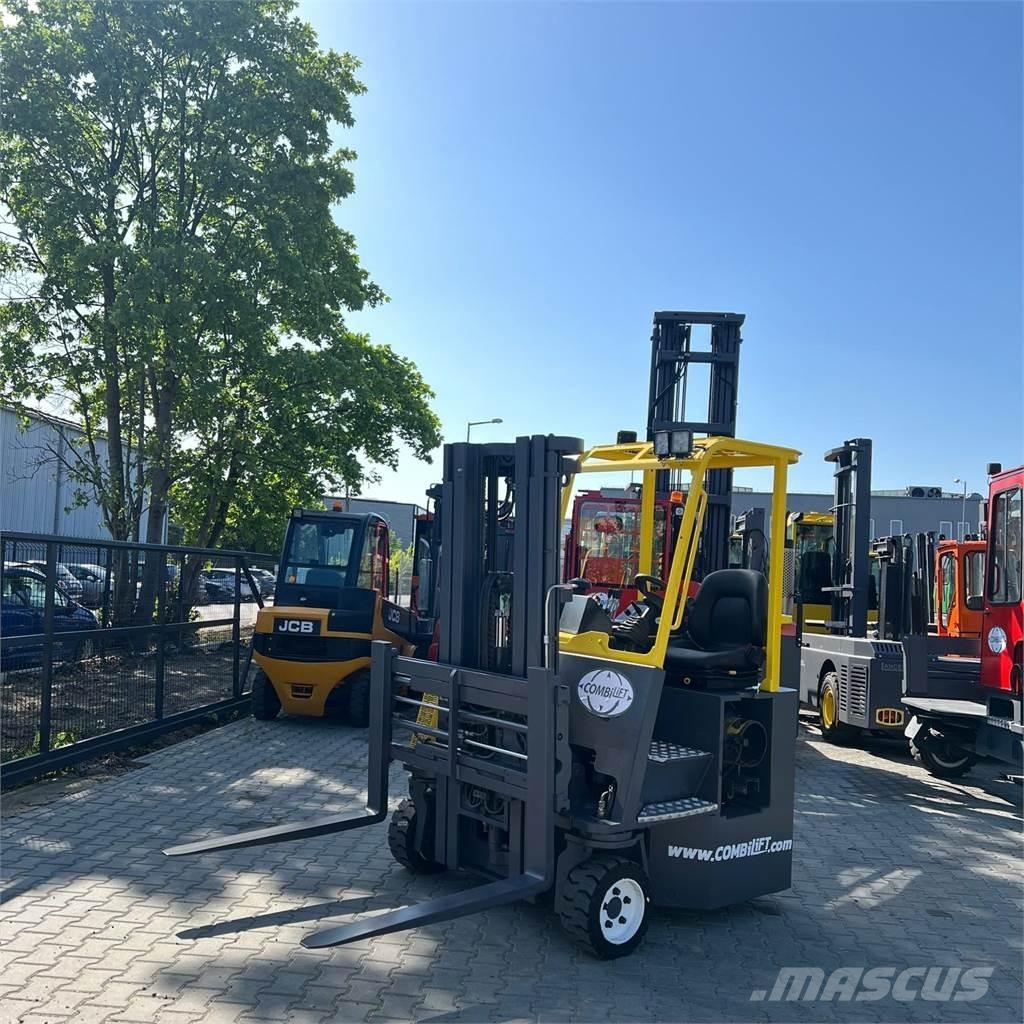 Combilift CBE 3000 四轮前移式叉车