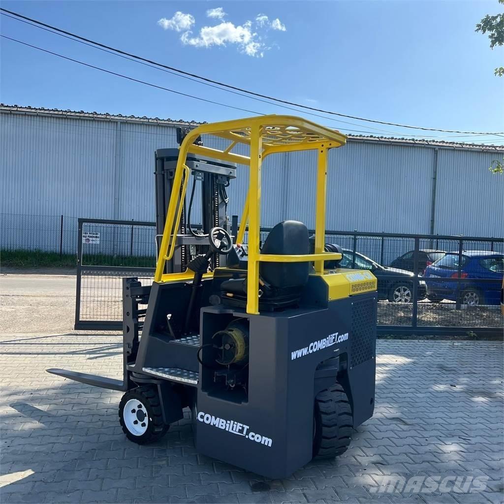 Combilift CBE 3000 四轮前移式叉车