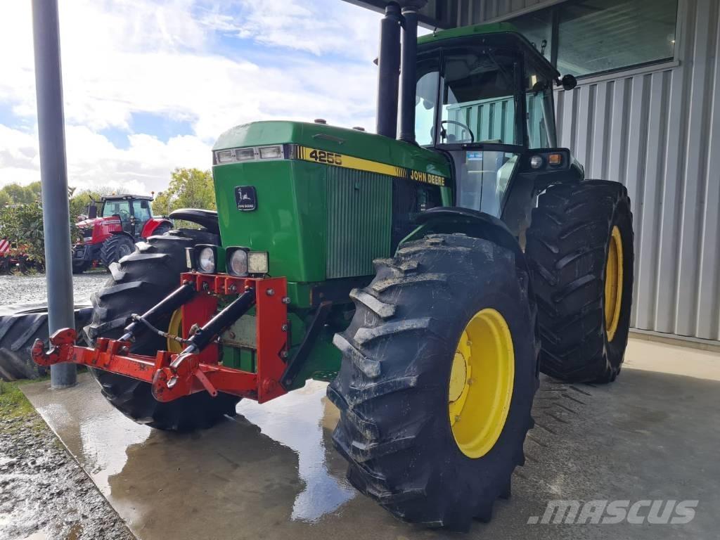 John Deere 4255 拖拉机/农用车