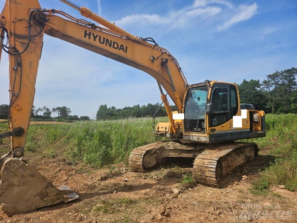 Hyundai Robex 220 LC 履带挖掘机