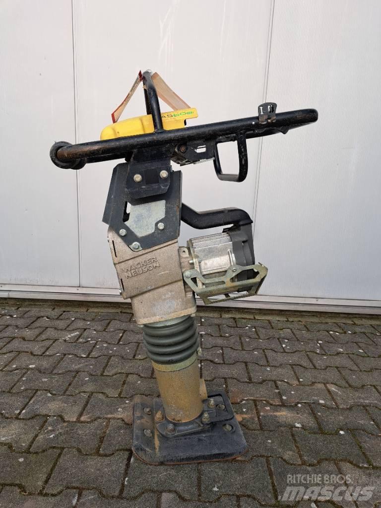 Wacker Neuson AS60e 匝道机
