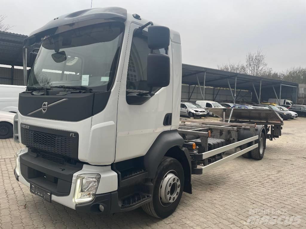 Volvo FL 250 翻斗车