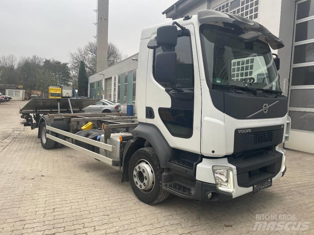 Volvo FL 250 翻斗车
