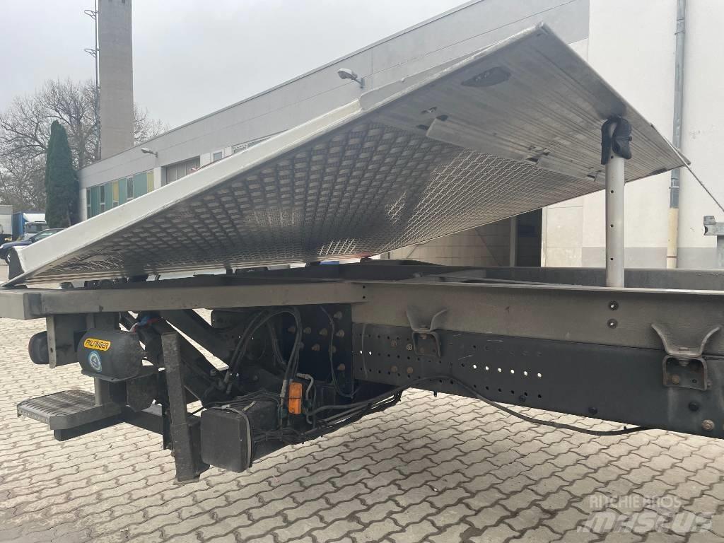 Volvo FL 250 翻斗车