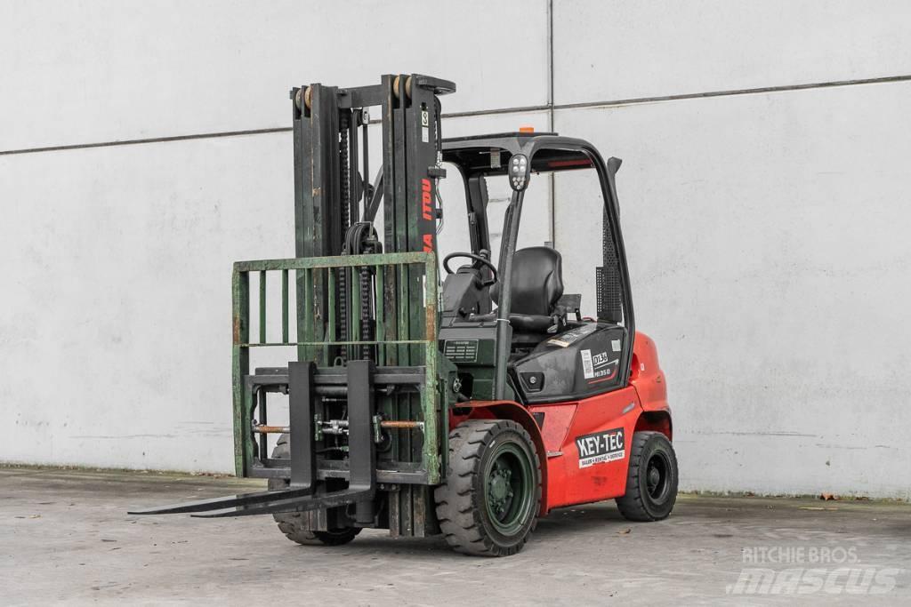 Manitou MI 35 D 柴油叉车