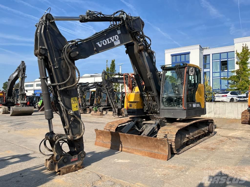 Volvo ECR235EL 履带挖掘机