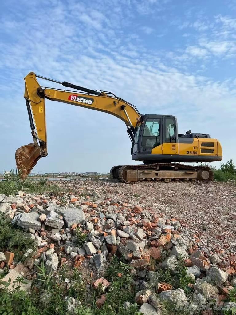 XCMG XE200DA 履带挖掘机