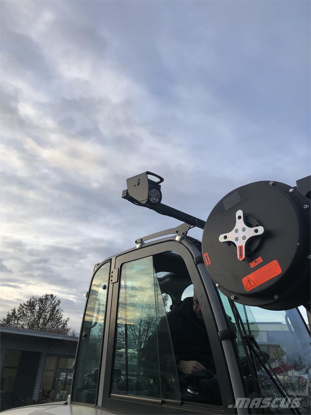 Still RX60-70 电动叉车