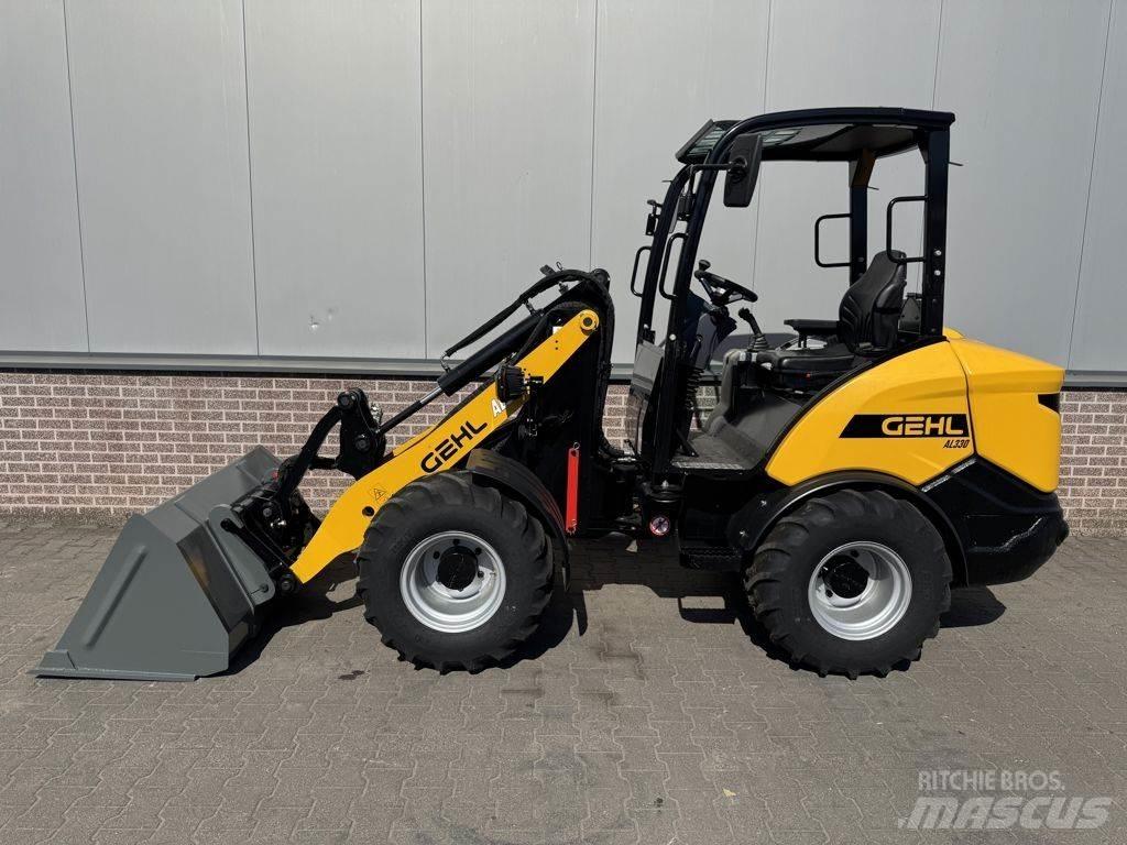 Gehl AL330 轮式装载机