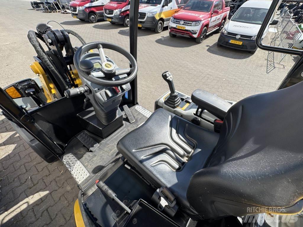 Gehl AL330 轮式装载机